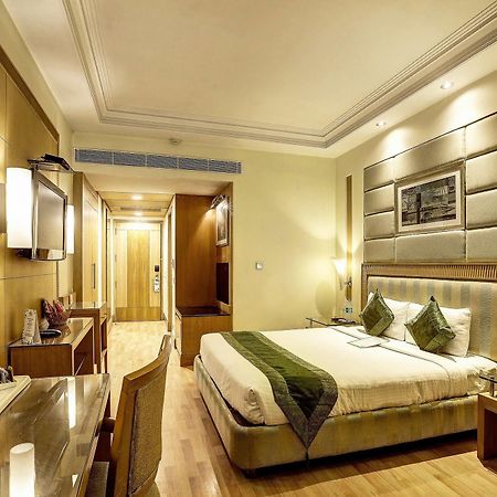 Western Court Chandigarh Exterior photo
